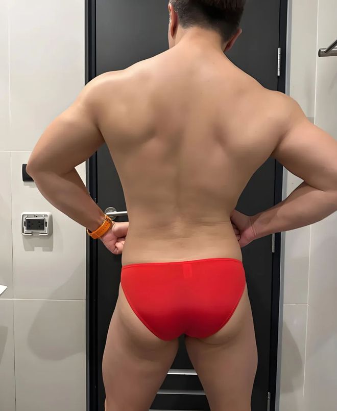 作强化你的下半身力量！6个“臀+腿”训练动(图2)